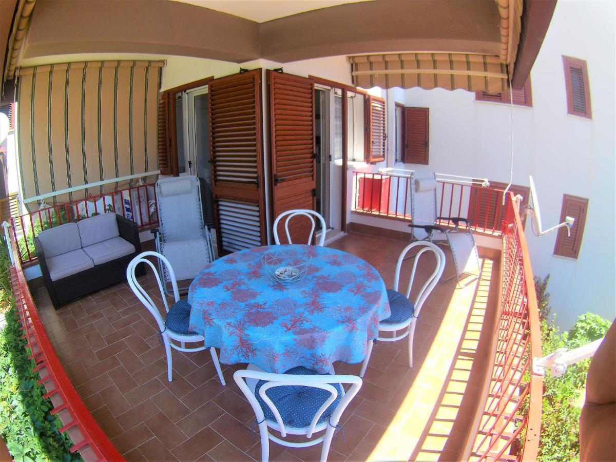 Sea Beach Taormina Apartment Летоянни Экстерьер фото